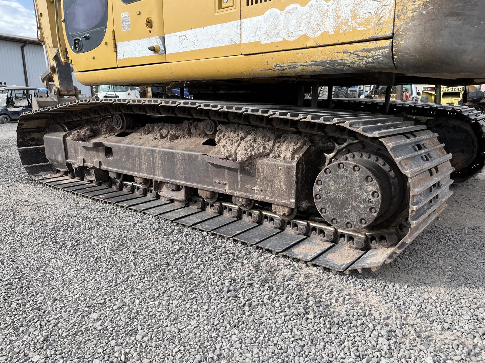 ./imagenes/INVOICE/2019/17921/JOHN DEERE 200LC (7).JPG